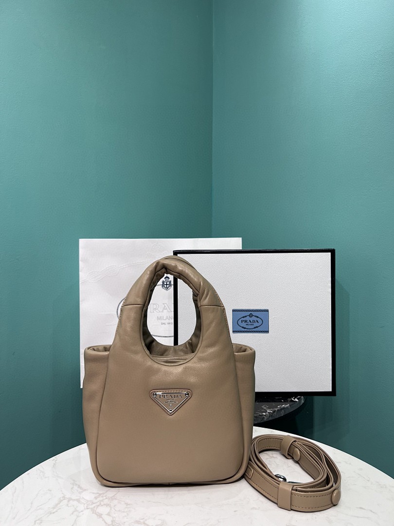 Bag P, photo 1