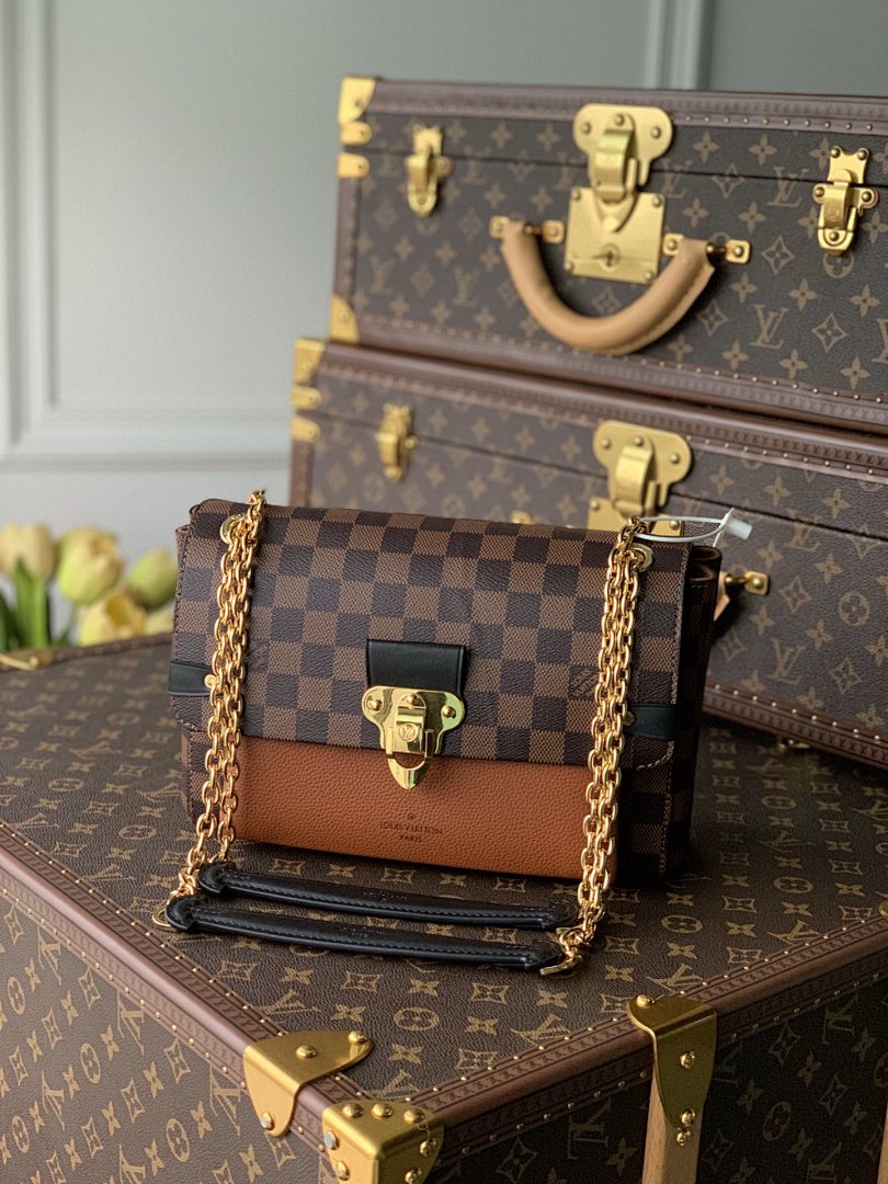Bag 1V, photo 1