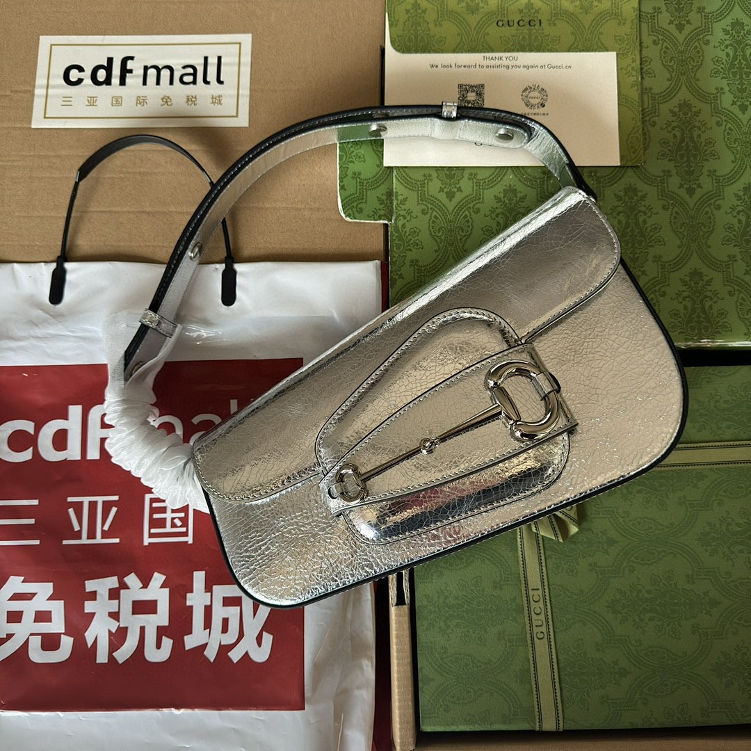 G, photo 1