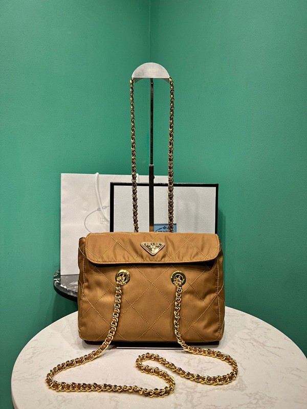 Bag P, photo 1