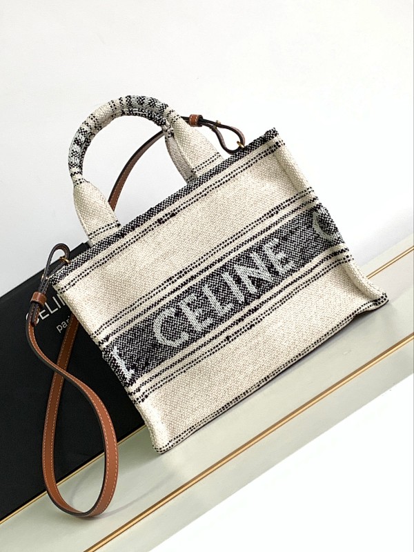 Bag C, photo 1