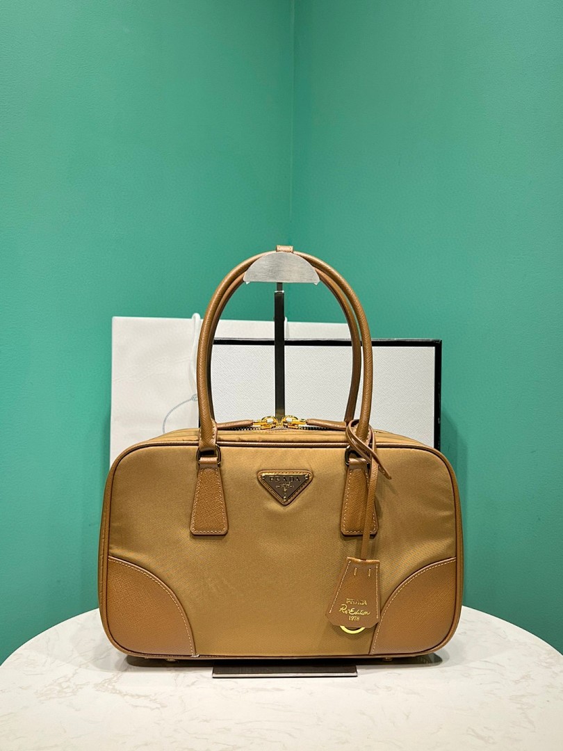 Bag P, photo 1