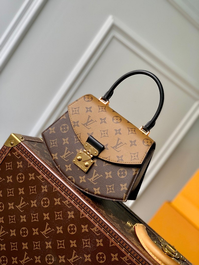 Bag L, photo 1
