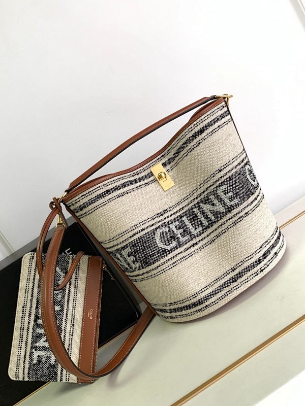 Bag C, photo 1