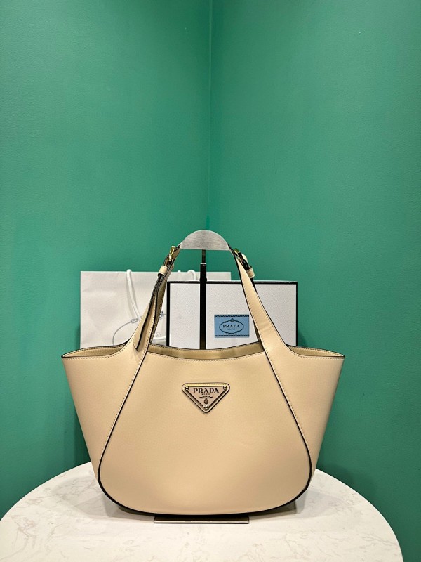 Bag P, photo 1