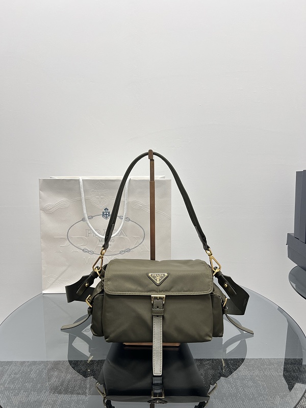 Bag P, photo 1