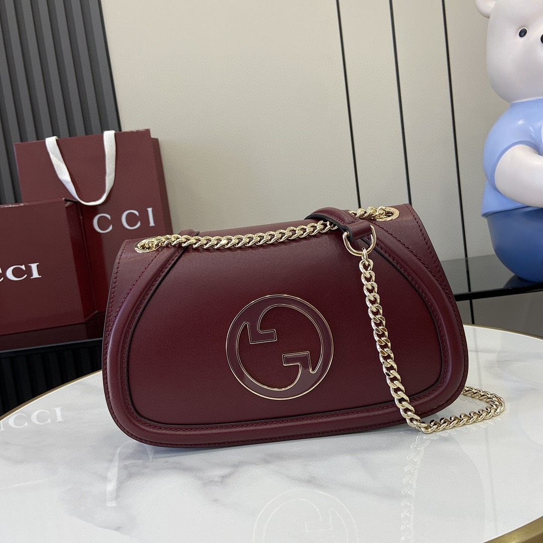 G, photo 1