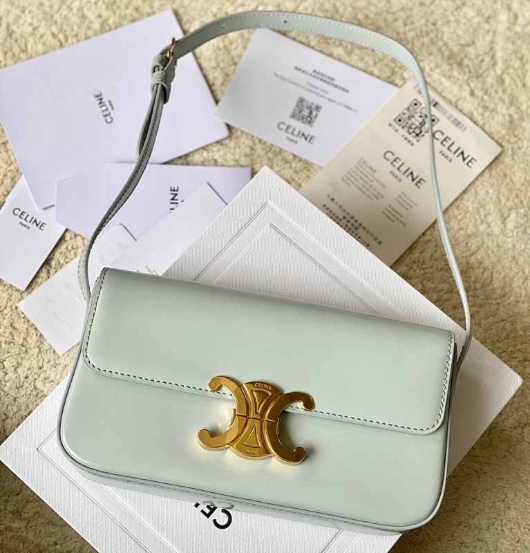 Bag C, photo 1