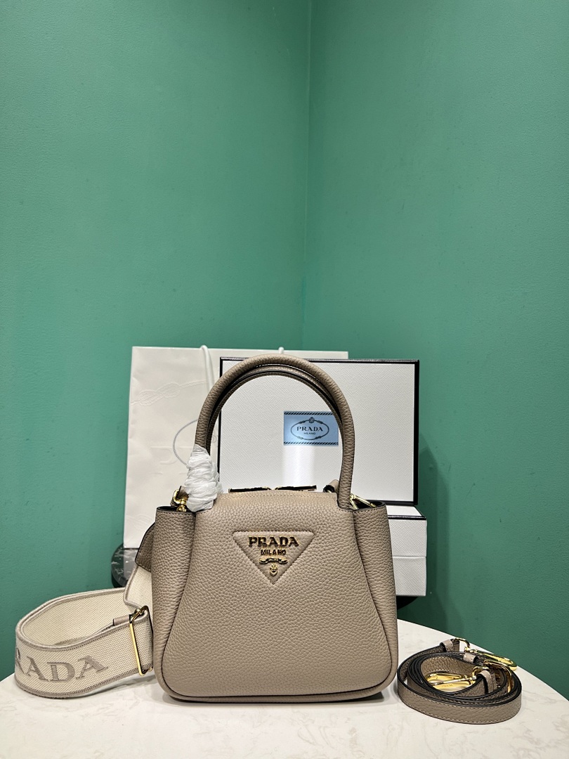 Bag P, photo 1
