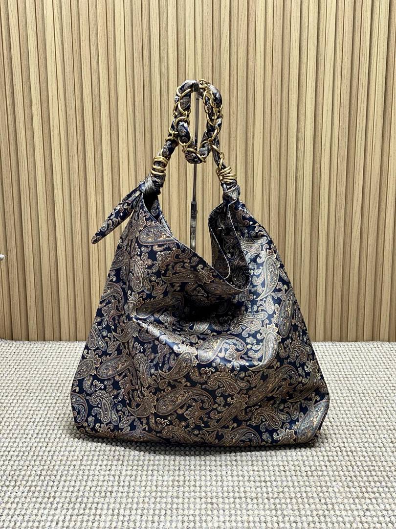 Bag YS, photo 1