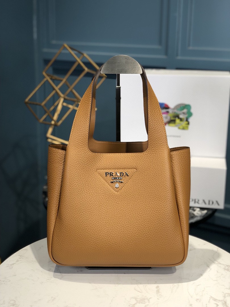 Bag P, photo 1