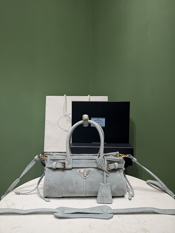 Bag P, photo 1