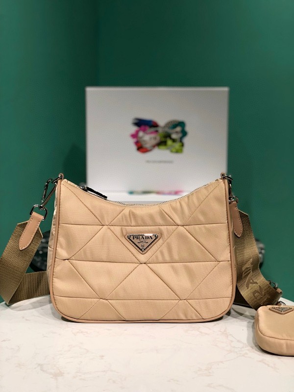 Bag P, photo 1