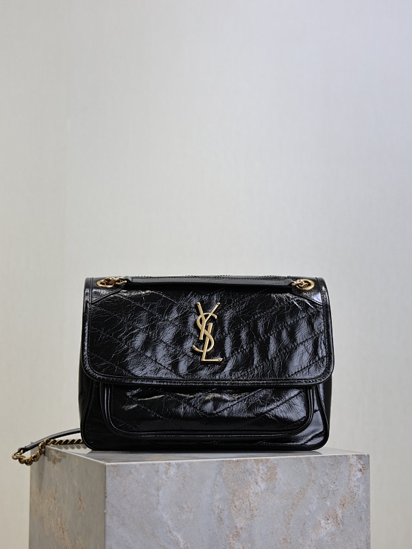 YS, photo 1