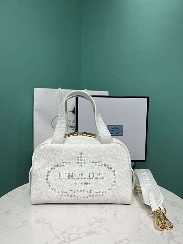 Bag P, photo 1
