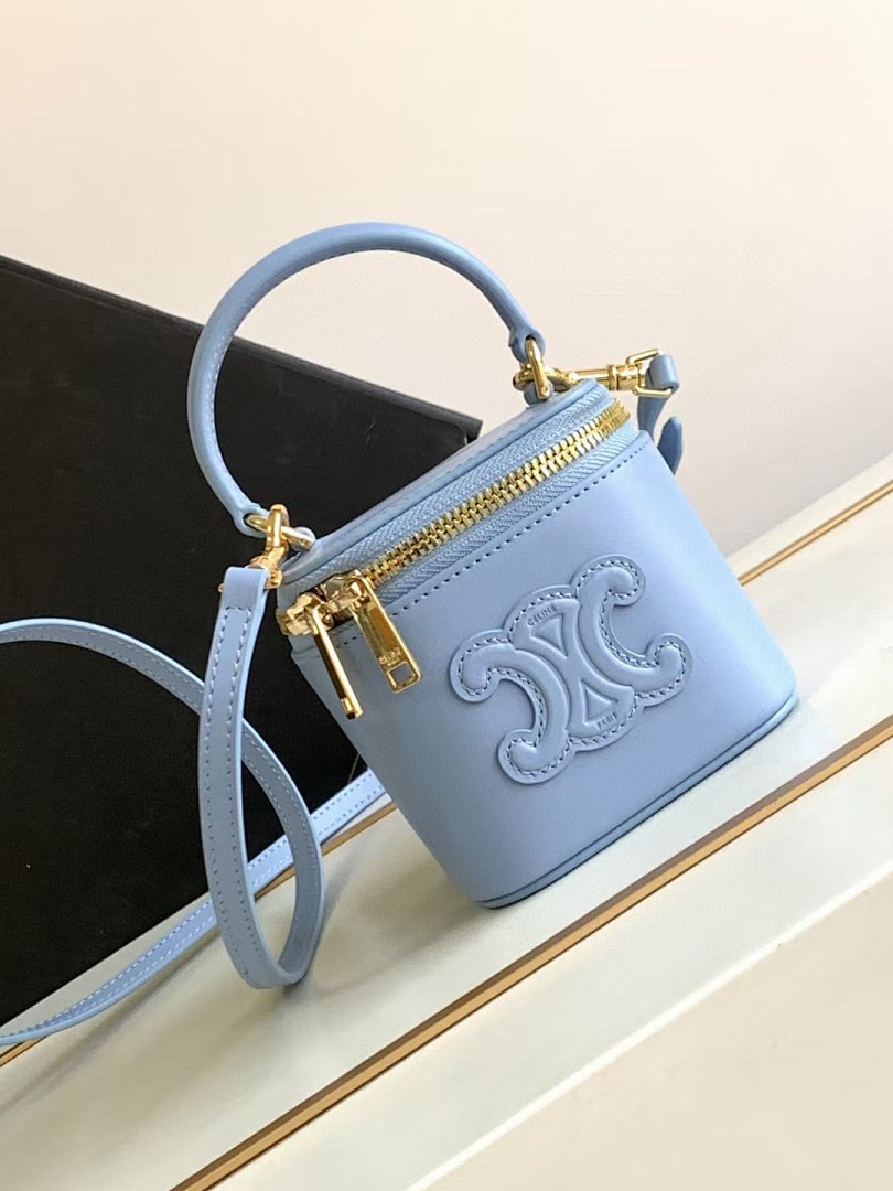 Bag C, photo 1