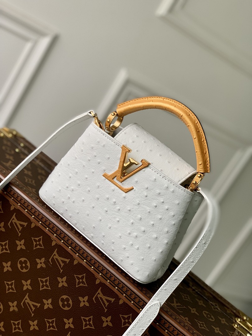Bag 1, photo 1