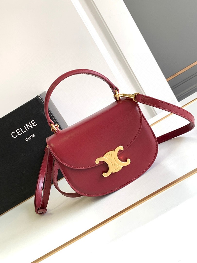 Bag C, photo 1