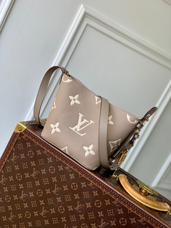 Bag L, photo 1
