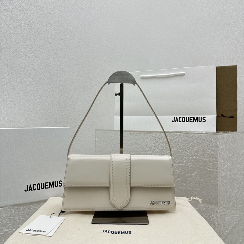 Other J, photo 1
