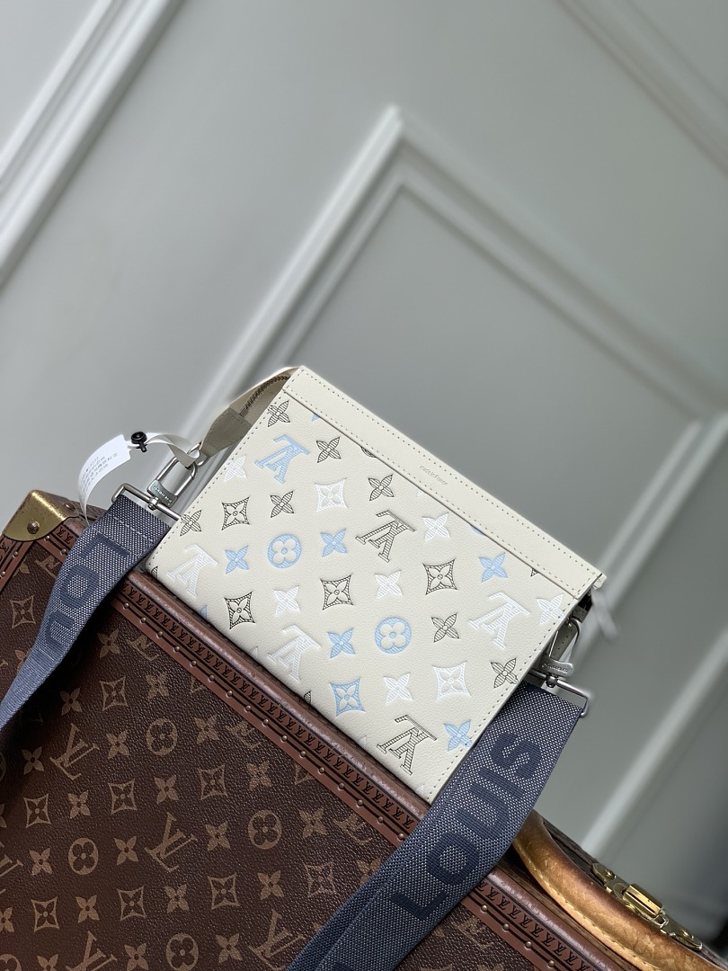 Bag L, photo 1