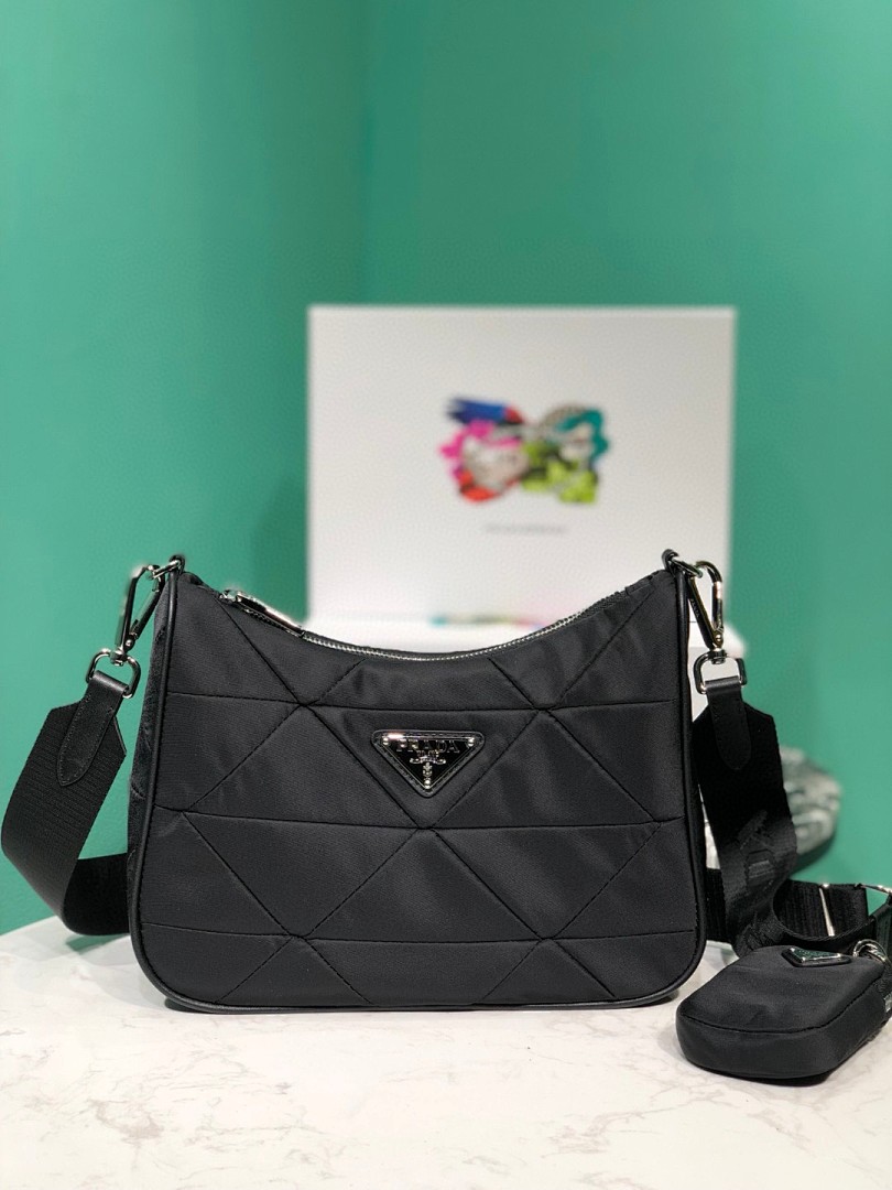 Bag P, photo 1