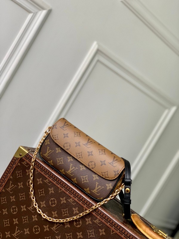 Bag L, photo 1