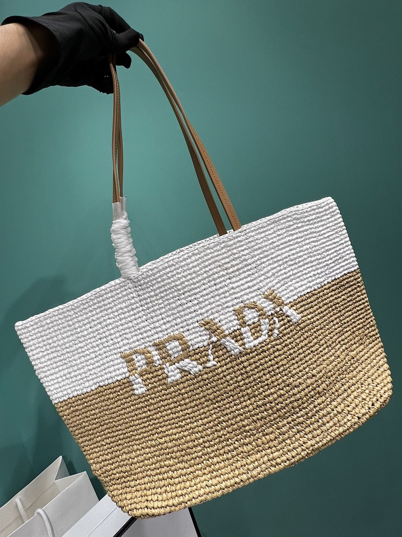 Bag P, photo 1