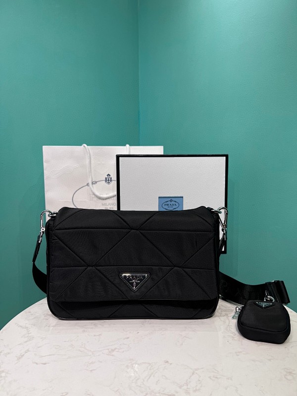 Bag P, photo 1