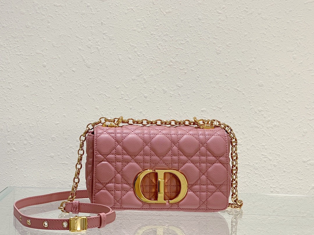 Other D, photo 1