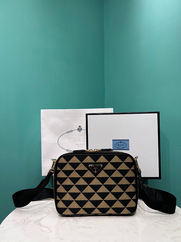 Bag P, photo 1