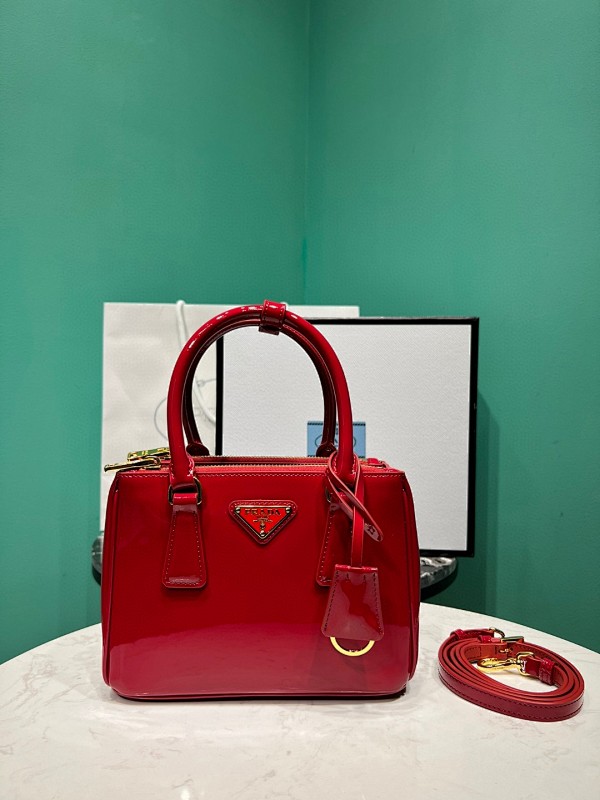 Bag P, photo 1
