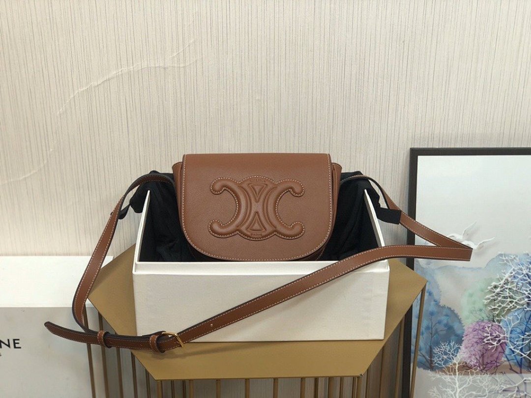 C, photo 1