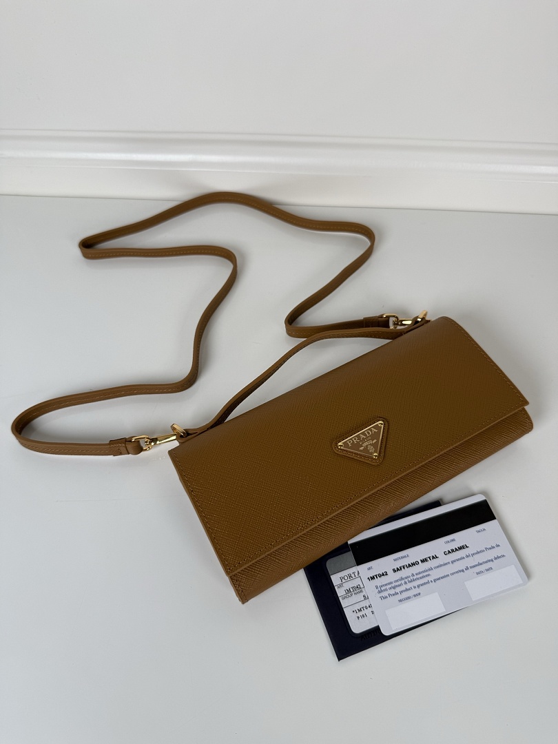 Bag P, photo 1
