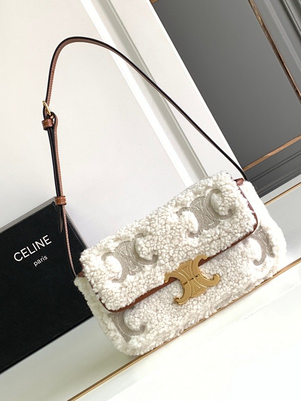 C, photo 1