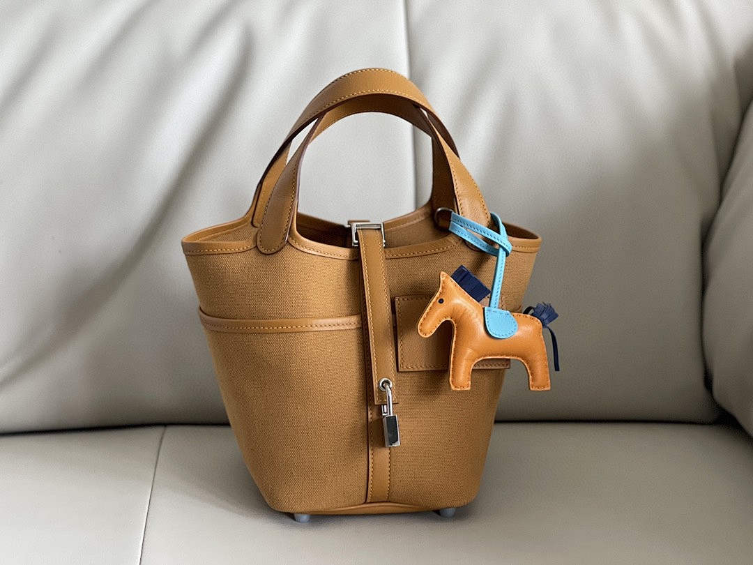 Bag HM, photo 1
