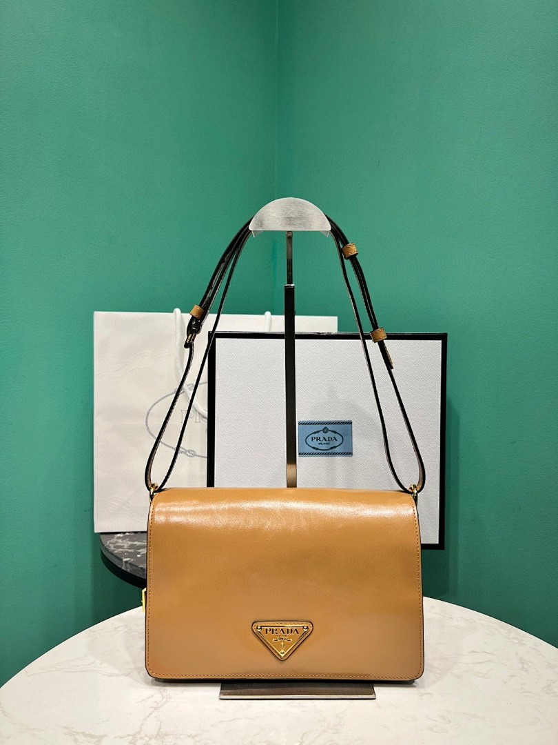 Bag P, photo 1