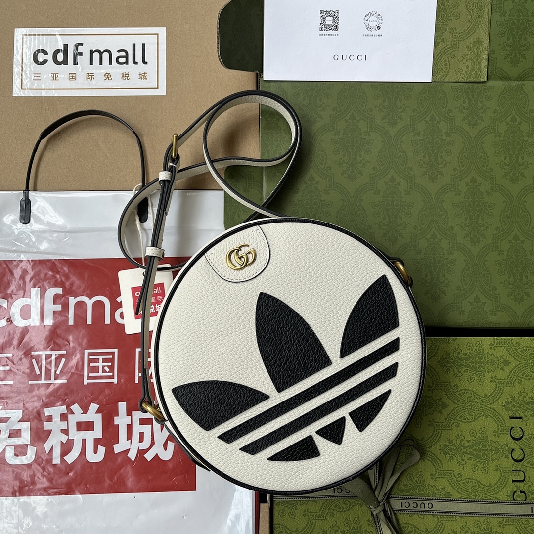Bag G, photo 1