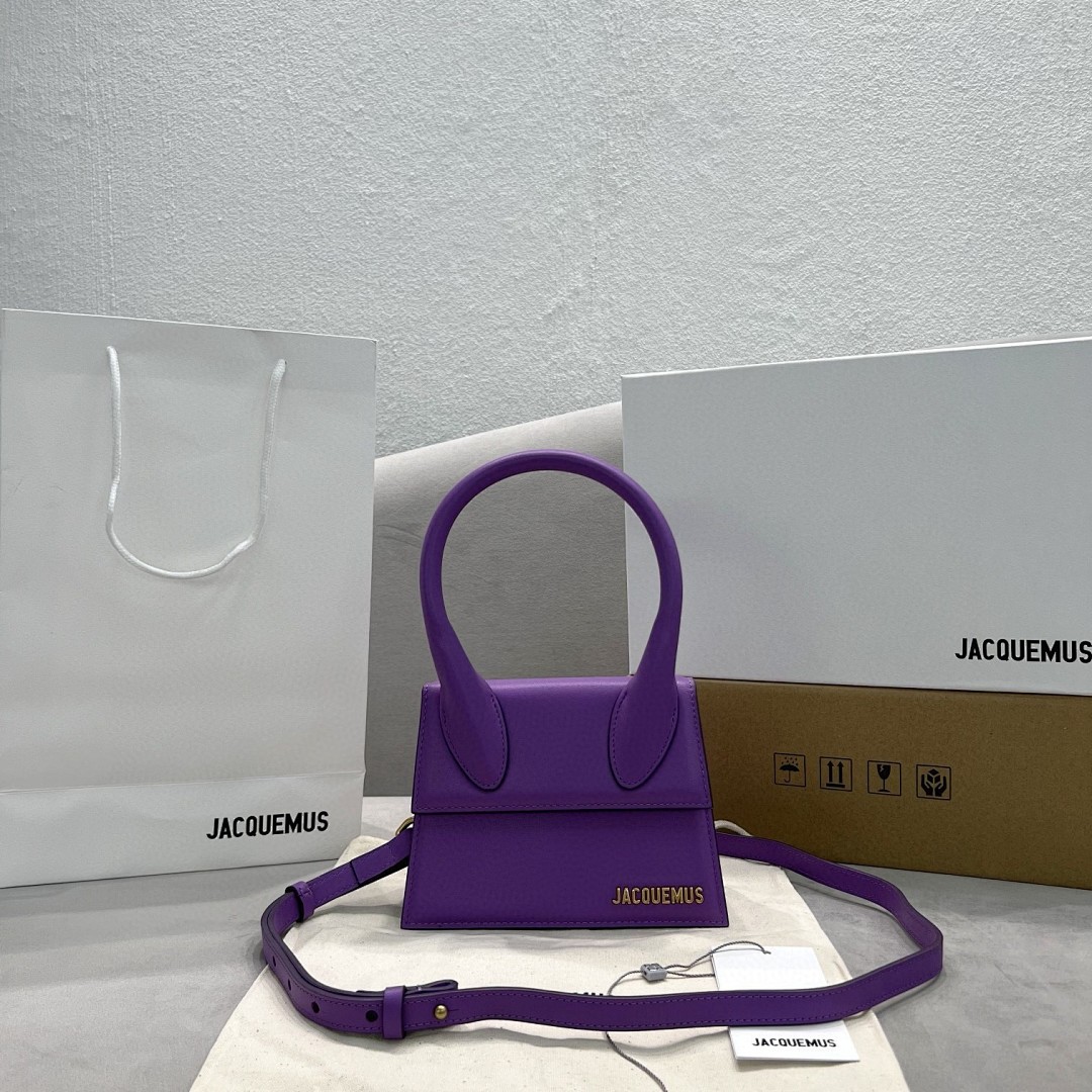 Other J, photo 1