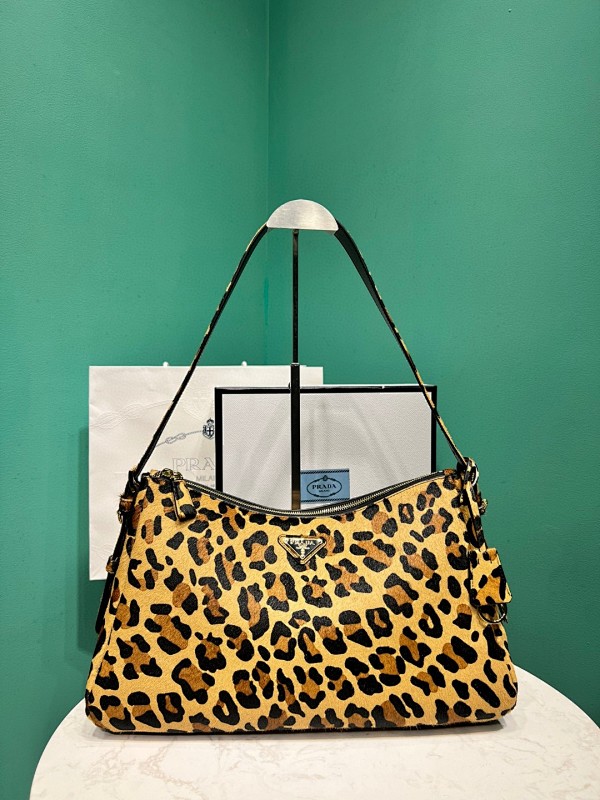 Bag P, photo 1