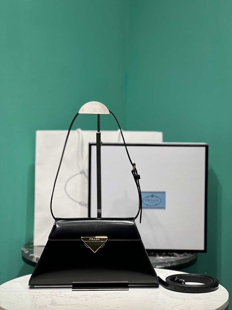 Bag P, photo 1