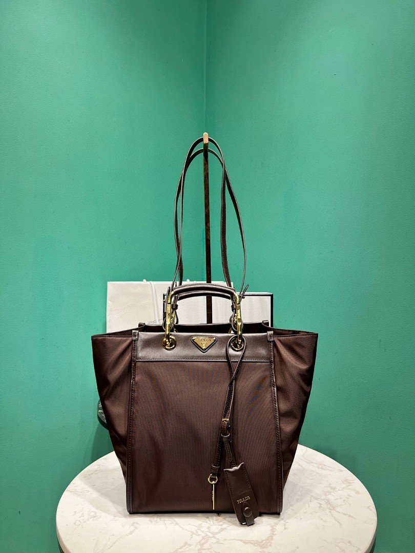 Bag P, photo 1