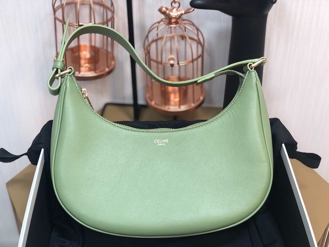 Bag C, photo 1