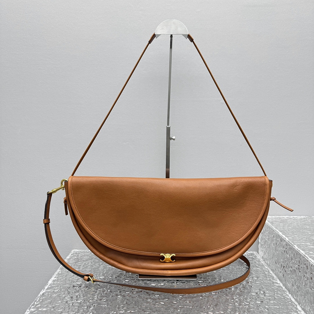 Bag C, photo 1