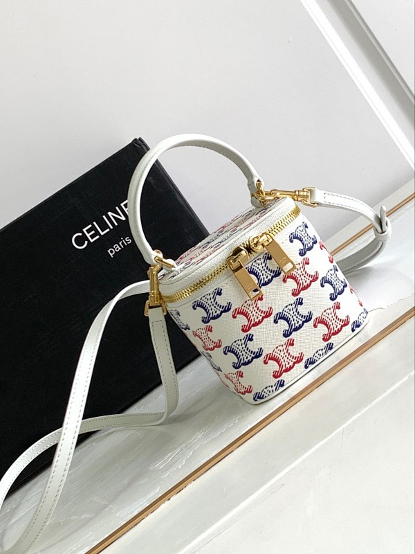 Bag C, photo 1