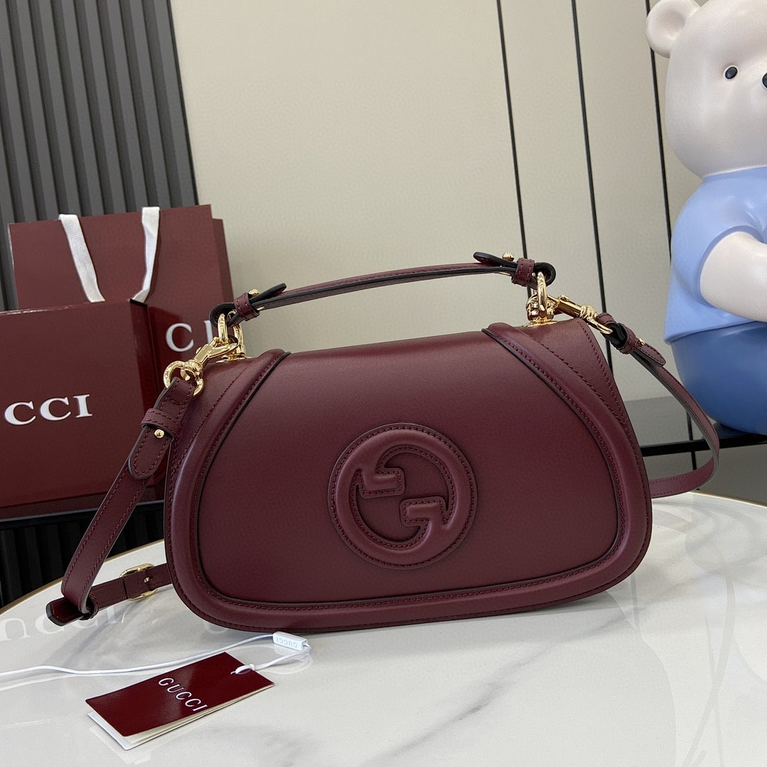 G, photo 1