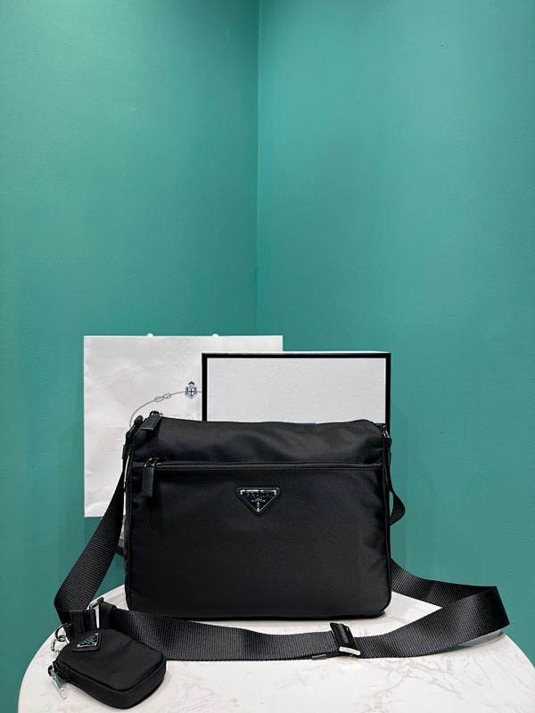 Bag P, photo 1