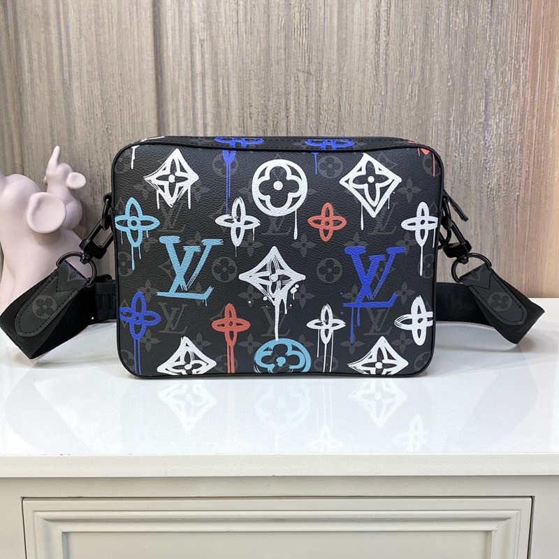 Bag 1, photo 1