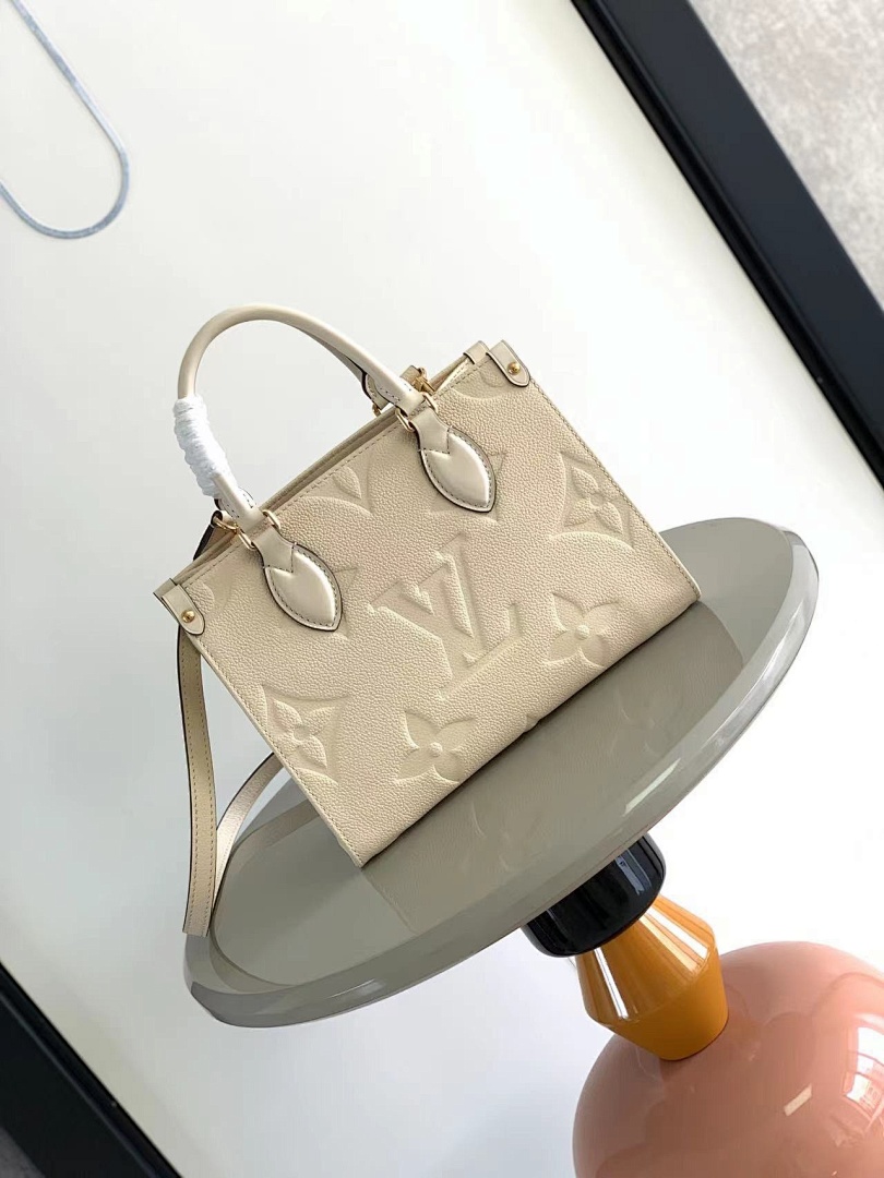 Bag L, photo 1