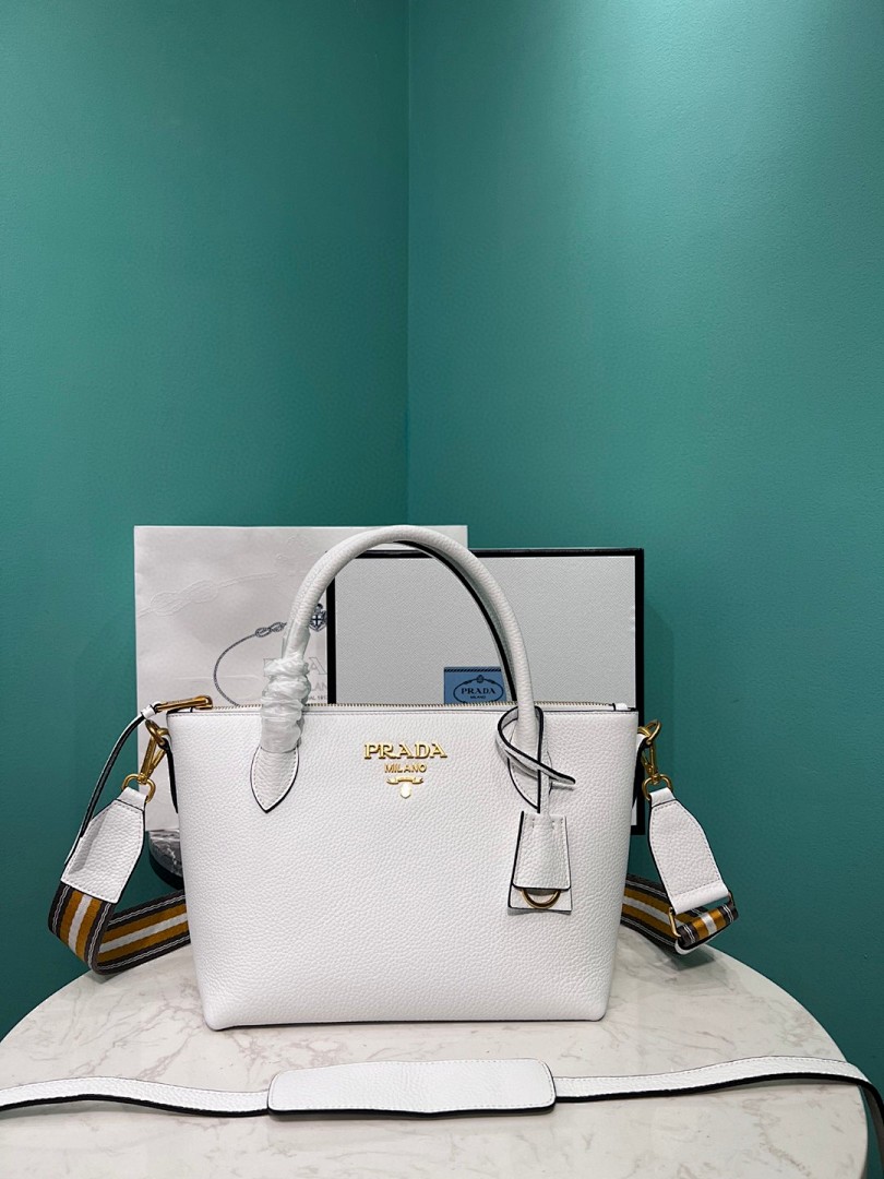 Bag P, photo 1
